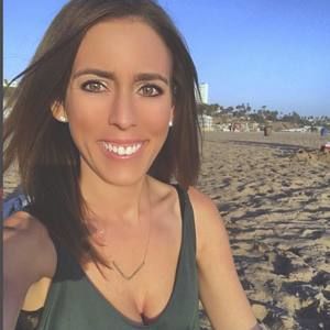 Meet your Posher, Elysha